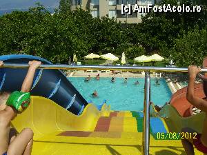 [P16] Vedere de sus de la topoganul din mijloc.  » foto by rora
 - 
<span class="allrVoted glyphicon glyphicon-heart hidden" id="av350053"></span>
<a class="m-l-10 hidden" id="sv350053" onclick="voting_Foto_DelVot(,350053,70)" role="button">șterge vot <span class="glyphicon glyphicon-remove"></span></a>
<a id="v9350053" class=" c-red"  onclick="voting_Foto_SetVot(350053)" role="button"><span class="glyphicon glyphicon-heart-empty"></span> <b>LIKE</b> = Votează poza</a> <img class="hidden"  id="f350053W9" src="/imagini/loader.gif" border="0" /><span class="AjErrMes hidden" id="e350053ErM"></span>