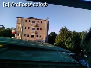 [P01] Vedere de pe balcon. In fundal se vede Hoteluri Astoria in care trebuia să fim cazați ???????? » foto by Simona pop
 - 
<span class="allrVoted glyphicon glyphicon-heart hidden" id="av990589"></span>
<a class="m-l-10 hidden" id="sv990589" onclick="voting_Foto_DelVot(,990589,733)" role="button">șterge vot <span class="glyphicon glyphicon-remove"></span></a>
<a id="v9990589" class=" c-red"  onclick="voting_Foto_SetVot(990589)" role="button"><span class="glyphicon glyphicon-heart-empty"></span> <b>LIKE</b> = Votează poza</a> <img class="hidden"  id="f990589W9" src="/imagini/loader.gif" border="0" /><span class="AjErrMes hidden" id="e990589ErM"></span>
