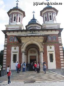 [P06] Manastirea Sinaia » foto by mirelutza
 - 
<span class="allrVoted glyphicon glyphicon-heart hidden" id="av40919"></span>
<a class="m-l-10 hidden" id="sv40919" onclick="voting_Foto_DelVot(,40919,761)" role="button">șterge vot <span class="glyphicon glyphicon-remove"></span></a>
<a id="v940919" class=" c-red"  onclick="voting_Foto_SetVot(40919)" role="button"><span class="glyphicon glyphicon-heart-empty"></span> <b>LIKE</b> = Votează poza</a> <img class="hidden"  id="f40919W9" src="/imagini/loader.gif" border="0" /><span class="AjErrMes hidden" id="e40919ErM"></span>
