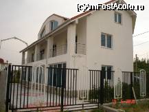 [P14] Curtea interioara » foto by mcosmin
 - 
<span class="allrVoted glyphicon glyphicon-heart hidden" id="av33964"></span>
<a class="m-l-10 hidden" id="sv33964" onclick="voting_Foto_DelVot(,33964,766)" role="button">șterge vot <span class="glyphicon glyphicon-remove"></span></a>
<a id="v933964" class=" c-red"  onclick="voting_Foto_SetVot(33964)" role="button"><span class="glyphicon glyphicon-heart-empty"></span> <b>LIKE</b> = Votează poza</a> <img class="hidden"  id="f33964W9" src="/imagini/loader.gif" border="0" /><span class="AjErrMes hidden" id="e33964ErM"></span>