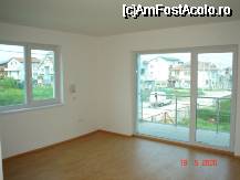 [P07] Camera la etaj » foto by mcosmin
 - 
<span class="allrVoted glyphicon glyphicon-heart hidden" id="av33957"></span>
<a class="m-l-10 hidden" id="sv33957" onclick="voting_Foto_DelVot(,33957,766)" role="button">șterge vot <span class="glyphicon glyphicon-remove"></span></a>
<a id="v933957" class=" c-red"  onclick="voting_Foto_SetVot(33957)" role="button"><span class="glyphicon glyphicon-heart-empty"></span> <b>LIKE</b> = Votează poza</a> <img class="hidden"  id="f33957W9" src="/imagini/loader.gif" border="0" /><span class="AjErrMes hidden" id="e33957ErM"></span>