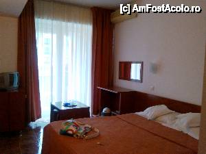 [P03] Cameră hotel Florida, Mamaia - Vedere din interior » foto by Sobsy
 - 
<span class="allrVoted glyphicon glyphicon-heart hidden" id="av587822"></span>
<a class="m-l-10 hidden" id="sv587822" onclick="voting_Foto_DelVot(,587822,773)" role="button">șterge vot <span class="glyphicon glyphicon-remove"></span></a>
<a id="v9587822" class=" c-red"  onclick="voting_Foto_SetVot(587822)" role="button"><span class="glyphicon glyphicon-heart-empty"></span> <b>LIKE</b> = Votează poza</a> <img class="hidden"  id="f587822W9" src="/imagini/loader.gif" border="0" /><span class="AjErrMes hidden" id="e587822ErM"></span>
