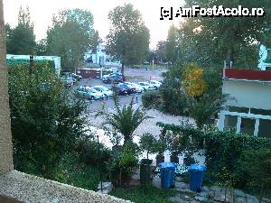 [P04] Balcon cu vedere la tomberoane :). Hotel Florida, Mamaia, septembrie 2014 » foto by Sobsy
 - 
<span class="allrVoted glyphicon glyphicon-heart hidden" id="av587823"></span>
<a class="m-l-10 hidden" id="sv587823" onclick="voting_Foto_DelVot(,587823,773)" role="button">șterge vot <span class="glyphicon glyphicon-remove"></span></a>
<a id="v9587823" class=" c-red"  onclick="voting_Foto_SetVot(587823)" role="button"><span class="glyphicon glyphicon-heart-empty"></span> <b>LIKE</b> = Votează poza</a> <img class="hidden"  id="f587823W9" src="/imagini/loader.gif" border="0" /><span class="AjErrMes hidden" id="e587823ErM"></span>