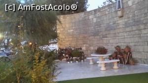 [P07] Între două mări - loc de relaxare (şi de fumat) în stânga intrării » foto by nicole33
 - 
<span class="allrVoted glyphicon glyphicon-heart hidden" id="av914493"></span>
<a class="m-l-10 hidden" id="sv914493" onclick="voting_Foto_DelVot(,914493,782)" role="button">șterge vot <span class="glyphicon glyphicon-remove"></span></a>
<a id="v9914493" class=" c-red"  onclick="voting_Foto_SetVot(914493)" role="button"><span class="glyphicon glyphicon-heart-empty"></span> <b>LIKE</b> = Votează poza</a> <img class="hidden"  id="f914493W9" src="/imagini/loader.gif" border="0" /><span class="AjErrMes hidden" id="e914493ErM"></span>