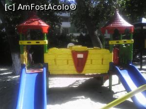 [P10] loc de joaca exterior » foto by papalito
 - 
<span class="allrVoted glyphicon glyphicon-heart hidden" id="av759834"></span>
<a class="m-l-10 hidden" id="sv759834" onclick="voting_Foto_DelVot(,759834,782)" role="button">șterge vot <span class="glyphicon glyphicon-remove"></span></a>
<a id="v9759834" class=" c-red"  onclick="voting_Foto_SetVot(759834)" role="button"><span class="glyphicon glyphicon-heart-empty"></span> <b>LIKE</b> = Votează poza</a> <img class="hidden"  id="f759834W9" src="/imagini/loader.gif" border="0" /><span class="AjErrMes hidden" id="e759834ErM"></span>