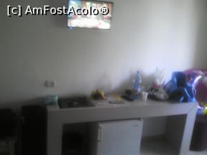 [P05] comoda din camera » foto by papalito
 - 
<span class="allrVoted glyphicon glyphicon-heart hidden" id="av759829"></span>
<a class="m-l-10 hidden" id="sv759829" onclick="voting_Foto_DelVot(,759829,782)" role="button">șterge vot <span class="glyphicon glyphicon-remove"></span></a>
<a id="v9759829" class=" c-red"  onclick="voting_Foto_SetVot(759829)" role="button"><span class="glyphicon glyphicon-heart-empty"></span> <b>LIKE</b> = Votează poza</a> <img class="hidden"  id="f759829W9" src="/imagini/loader.gif" border="0" /><span class="AjErrMes hidden" id="e759829ErM"></span>