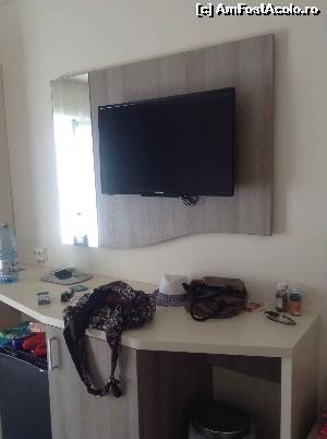 [P06] Televizorul avea (am verificat acest lucru) peste 100 de canale, unele însă, nu erau in limba romană. Dar, spre deosebire de alte locații, imaginea si sonorul au fost fără cusur » foto by AdrianaRusu*
 - 
<span class="allrVoted glyphicon glyphicon-heart hidden" id="av637440"></span>
<a class="m-l-10 hidden" id="sv637440" onclick="voting_Foto_DelVot(,637440,786)" role="button">șterge vot <span class="glyphicon glyphicon-remove"></span></a>
<a id="v9637440" class=" c-red"  onclick="voting_Foto_SetVot(637440)" role="button"><span class="glyphicon glyphicon-heart-empty"></span> <b>LIKE</b> = Votează poza</a> <img class="hidden"  id="f637440W9" src="/imagini/loader.gif" border="0" /><span class="AjErrMes hidden" id="e637440ErM"></span>