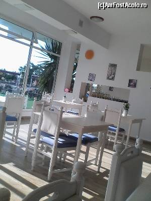 [P05] Restaurant Riviera Mamaia iul
2015. Enata » foto by Enata
 - 
<span class="allrVoted glyphicon glyphicon-heart hidden" id="av644221"></span>
<a class="m-l-10 hidden" id="sv644221" onclick="voting_Foto_DelVot(,644221,786)" role="button">șterge vot <span class="glyphicon glyphicon-remove"></span></a>
<a id="v9644221" class=" c-red"  onclick="voting_Foto_SetVot(644221)" role="button"><span class="glyphicon glyphicon-heart-empty"></span> <b>LIKE</b> = Votează poza</a> <img class="hidden"  id="f644221W9" src="/imagini/loader.gif" border="0" /><span class="AjErrMes hidden" id="e644221ErM"></span>