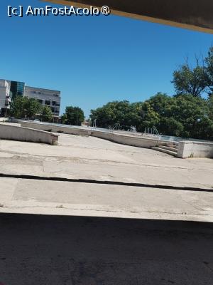 [P10] Terasa era langa piscina abandonata » foto by Teodor17
 - 
<span class="allrVoted glyphicon glyphicon-heart hidden" id="av1498146"></span>
<a class="m-l-10 hidden" id="sv1498146" onclick="voting_Foto_DelVot(,1498146,787)" role="button">șterge vot <span class="glyphicon glyphicon-remove"></span></a>
<a id="v91498146" class=" c-red"  onclick="voting_Foto_SetVot(1498146)" role="button"><span class="glyphicon glyphicon-heart-empty"></span> <b>LIKE</b> = Votează poza</a> <img class="hidden"  id="f1498146W9" src="/imagini/loader.gif" border="0" /><span class="AjErrMes hidden" id="e1498146ErM"></span>