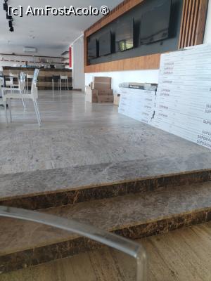 [P04] Bar la receptie » foto by Teodor17
 - 
<span class="allrVoted glyphicon glyphicon-heart hidden" id="av1498140"></span>
<a class="m-l-10 hidden" id="sv1498140" onclick="voting_Foto_DelVot(,1498140,787)" role="button">șterge vot <span class="glyphicon glyphicon-remove"></span></a>
<a id="v91498140" class=" c-red"  onclick="voting_Foto_SetVot(1498140)" role="button"><span class="glyphicon glyphicon-heart-empty"></span> <b>LIKE</b> = Votează poza</a> <img class="hidden"  id="f1498140W9" src="/imagini/loader.gif" border="0" /><span class="AjErrMes hidden" id="e1498140ErM"></span>