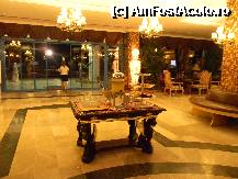 [P15] Intrarea in hotel si bufetul de intampinare. » foto by stefanSB
 - 
<span class="allrVoted glyphicon glyphicon-heart hidden" id="av259796"></span>
<a class="m-l-10 hidden" id="sv259796" onclick="voting_Foto_DelVot(,259796,8)" role="button">șterge vot <span class="glyphicon glyphicon-remove"></span></a>
<a id="v9259796" class=" c-red"  onclick="voting_Foto_SetVot(259796)" role="button"><span class="glyphicon glyphicon-heart-empty"></span> <b>LIKE</b> = Votează poza</a> <img class="hidden"  id="f259796W9" src="/imagini/loader.gif" border="0" /><span class="AjErrMes hidden" id="e259796ErM"></span>