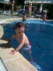 [P01] Piscina ptr copii, cu umbra si umbrela :) » foto by andradinu
 - 
<span class="allrVoted glyphicon glyphicon-heart hidden" id="av261380"></span>
<a class="m-l-10 hidden" id="sv261380" onclick="voting_Foto_DelVot(,261380,8)" role="button">șterge vot <span class="glyphicon glyphicon-remove"></span></a>
<a id="v9261380" class=" c-red"  onclick="voting_Foto_SetVot(261380)" role="button"><span class="glyphicon glyphicon-heart-empty"></span> <b>LIKE</b> = Votează poza</a> <img class="hidden"  id="f261380W9" src="/imagini/loader.gif" border="0" /><span class="AjErrMes hidden" id="e261380ErM"></span>