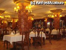 [P02] restaurantul » foto by simov
 - 
<span class="allrVoted glyphicon glyphicon-heart hidden" id="av259775"></span>
<a class="m-l-10 hidden" id="sv259775" onclick="voting_Foto_DelVot(,259775,8)" role="button">șterge vot <span class="glyphicon glyphicon-remove"></span></a>
<a id="v9259775" class=" c-red"  onclick="voting_Foto_SetVot(259775)" role="button"><span class="glyphicon glyphicon-heart-empty"></span> <b>LIKE</b> = Votează poza</a> <img class="hidden"  id="f259775W9" src="/imagini/loader.gif" border="0" /><span class="AjErrMes hidden" id="e259775ErM"></span>