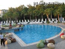 [P11] piscina seara » foto by silvia_28*
 - 
<span class="allrVoted glyphicon glyphicon-heart hidden" id="av1141"></span>
<a class="m-l-10 hidden" id="sv1141" onclick="voting_Foto_DelVot(,1141,8)" role="button">șterge vot <span class="glyphicon glyphicon-remove"></span></a>
<a id="v91141" class=" c-red"  onclick="voting_Foto_SetVot(1141)" role="button"><span class="glyphicon glyphicon-heart-empty"></span> <b>LIKE</b> = Votează poza</a> <img class="hidden"  id="f1141W9" src="/imagini/loader.gif" border="0" /><span class="AjErrMes hidden" id="e1141ErM"></span>