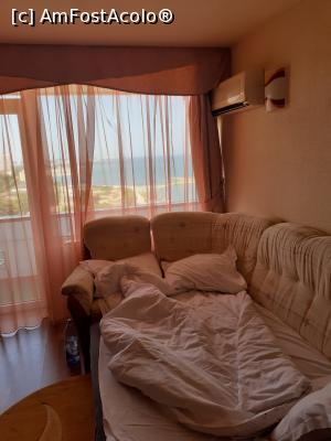 [P21] Camera 2 cu canapea » foto by tabache
 - 
<span class="allrVoted glyphicon glyphicon-heart hidden" id="av1242392"></span>
<a class="m-l-10 hidden" id="sv1242392" onclick="voting_Foto_DelVot(,1242392,807)" role="button">șterge vot <span class="glyphicon glyphicon-remove"></span></a>
<a id="v91242392" class=" c-red"  onclick="voting_Foto_SetVot(1242392)" role="button"><span class="glyphicon glyphicon-heart-empty"></span> <b>LIKE</b> = Votează poza</a> <img class="hidden"  id="f1242392W9" src="/imagini/loader.gif" border="0" /><span class="AjErrMes hidden" id="e1242392ErM"></span>