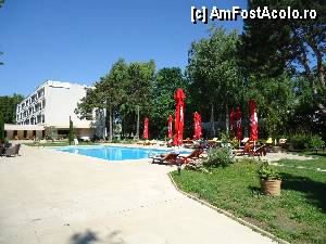 [P45] piscina exterioară şi corpul B » foto by marocanu21
 - 
<span class="allrVoted glyphicon glyphicon-heart hidden" id="av430124"></span>
<a class="m-l-10 hidden" id="sv430124" onclick="voting_Foto_DelVot(,430124,808)" role="button">șterge vot <span class="glyphicon glyphicon-remove"></span></a>
<a id="v9430124" class=" c-red"  onclick="voting_Foto_SetVot(430124)" role="button"><span class="glyphicon glyphicon-heart-empty"></span> <b>LIKE</b> = Votează poza</a> <img class="hidden"  id="f430124W9" src="/imagini/loader.gif" border="0" /><span class="AjErrMes hidden" id="e430124ErM"></span>