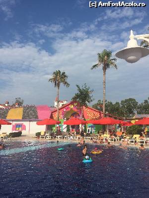 [P24] Miniclub langa Aquapark » foto by daniel adrian
 - 
<span class="allrVoted glyphicon glyphicon-heart hidden" id="av633398"></span>
<a class="m-l-10 hidden" id="sv633398" onclick="voting_Foto_DelVot(,633398,81)" role="button">șterge vot <span class="glyphicon glyphicon-remove"></span></a>
<a id="v9633398" class=" c-red"  onclick="voting_Foto_SetVot(633398)" role="button"><span class="glyphicon glyphicon-heart-empty"></span> <b>LIKE</b> = Votează poza</a> <img class="hidden"  id="f633398W9" src="/imagini/loader.gif" border="0" /><span class="AjErrMes hidden" id="e633398ErM"></span>
