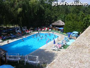 [P03] piscina hotelului » foto by daniela-monica
 - 
<span class="allrVoted glyphicon glyphicon-heart hidden" id="av446885"></span>
<a class="m-l-10 hidden" id="sv446885" onclick="voting_Foto_DelVot(,446885,810)" role="button">șterge vot <span class="glyphicon glyphicon-remove"></span></a>
<a id="v9446885" class=" c-red"  onclick="voting_Foto_SetVot(446885)" role="button"><span class="glyphicon glyphicon-heart-empty"></span> <b>LIKE</b> = Votează poza</a> <img class="hidden"  id="f446885W9" src="/imagini/loader.gif" border="0" /><span class="AjErrMes hidden" id="e446885ErM"></span>