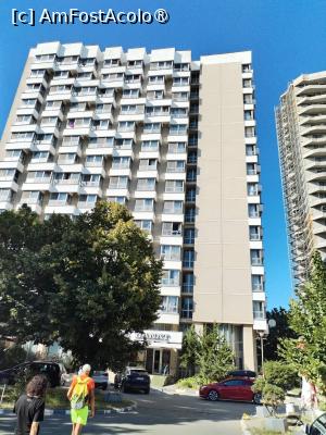 [P01] Hotel Banat ziua pe fata » foto by Teodor17
 - 
<span class="allrVoted glyphicon glyphicon-heart hidden" id="av1540178"></span>
<a class="m-l-10 hidden" id="sv1540178" onclick="voting_Foto_DelVot(,1540178,817)" role="button">șterge vot <span class="glyphicon glyphicon-remove"></span></a>
<a id="v91540178" class=" c-red"  onclick="voting_Foto_SetVot(1540178)" role="button"><span class="glyphicon glyphicon-heart-empty"></span> <b>LIKE</b> = Votează poza</a> <img class="hidden"  id="f1540178W9" src="/imagini/loader.gif" border="0" /><span class="AjErrMes hidden" id="e1540178ErM"></span>