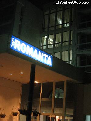 [P31] Noaptea, la H. Romanţa.  » foto by Neptunus
 - 
<span class="allrVoted glyphicon glyphicon-heart hidden" id="av542012"></span>
<a class="m-l-10 hidden" id="sv542012" onclick="voting_Foto_DelVot(,542012,820)" role="button">șterge vot <span class="glyphicon glyphicon-remove"></span></a>
<a id="v9542012" class=" c-red"  onclick="voting_Foto_SetVot(542012)" role="button"><span class="glyphicon glyphicon-heart-empty"></span> <b>LIKE</b> = Votează poza</a> <img class="hidden"  id="f542012W9" src="/imagini/loader.gif" border="0" /><span class="AjErrMes hidden" id="e542012ErM"></span>