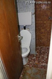 [P02] Poanta cu wc...si grija la deschis usa.... » foto by unoradean
 - 
<span class="allrVoted glyphicon glyphicon-heart hidden" id="av119602"></span>
<a class="m-l-10 hidden" id="sv119602" onclick="voting_Foto_DelVot(,119602,825)" role="button">șterge vot <span class="glyphicon glyphicon-remove"></span></a>
<a id="v9119602" class=" c-red"  onclick="voting_Foto_SetVot(119602)" role="button"><span class="glyphicon glyphicon-heart-empty"></span> <b>LIKE</b> = Votează poza</a> <img class="hidden"  id="f119602W9" src="/imagini/loader.gif" border="0" /><span class="AjErrMes hidden" id="e119602ErM"></span>