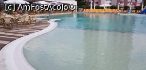 [P80] Mera Resort Venus - la piscină » foto by nicole33
 - 
<span class="allrVoted glyphicon glyphicon-heart hidden" id="av1529496"></span>
<a class="m-l-10 hidden" id="sv1529496" onclick="voting_Foto_DelVot(,1529496,846)" role="button">șterge vot <span class="glyphicon glyphicon-remove"></span></a>
<a id="v91529496" class=" c-red"  onclick="voting_Foto_SetVot(1529496)" role="button"><span class="glyphicon glyphicon-heart-empty"></span> <b>LIKE</b> = Votează poza</a> <img class="hidden"  id="f1529496W9" src="/imagini/loader.gif" border="0" /><span class="AjErrMes hidden" id="e1529496ErM"></span>