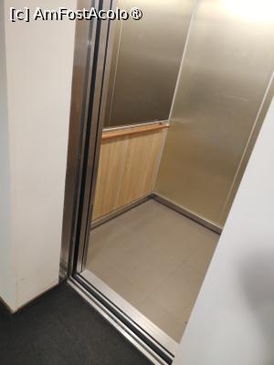 [P22] unul din lifturi » foto by Teodor17
 - 
<span class="allrVoted glyphicon glyphicon-heart hidden" id="av1499876"></span>
<a class="m-l-10 hidden" id="sv1499876" onclick="voting_Foto_DelVot(,1499876,848)" role="button">șterge vot <span class="glyphicon glyphicon-remove"></span></a>
<a id="v91499876" class=" c-red"  onclick="voting_Foto_SetVot(1499876)" role="button"><span class="glyphicon glyphicon-heart-empty"></span> <b>LIKE</b> = Votează poza</a> <img class="hidden"  id="f1499876W9" src="/imagini/loader.gif" border="0" /><span class="AjErrMes hidden" id="e1499876ErM"></span>