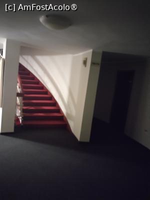 [P27] Tot pe hol etaj 7 » foto by Teodor17
 - 
<span class="allrVoted glyphicon glyphicon-heart hidden" id="av1499881"></span>
<a class="m-l-10 hidden" id="sv1499881" onclick="voting_Foto_DelVot(,1499881,848)" role="button">șterge vot <span class="glyphicon glyphicon-remove"></span></a>
<a id="v91499881" class=" c-red"  onclick="voting_Foto_SetVot(1499881)" role="button"><span class="glyphicon glyphicon-heart-empty"></span> <b>LIKE</b> = Votează poza</a> <img class="hidden"  id="f1499881W9" src="/imagini/loader.gif" border="0" /><span class="AjErrMes hidden" id="e1499881ErM"></span>