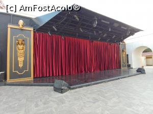 [P06] Teatru de vara » foto by leevyou
 - 
<span class="allrVoted glyphicon glyphicon-heart hidden" id="av1075952"></span>
<a class="m-l-10 hidden" id="sv1075952" onclick="voting_Foto_DelVot(,1075952,85)" role="button">șterge vot <span class="glyphicon glyphicon-remove"></span></a>
<a id="v91075952" class=" c-red"  onclick="voting_Foto_SetVot(1075952)" role="button"><span class="glyphicon glyphicon-heart-empty"></span> <b>LIKE</b> = Votează poza</a> <img class="hidden"  id="f1075952W9" src="/imagini/loader.gif" border="0" /><span class="AjErrMes hidden" id="e1075952ErM"></span>