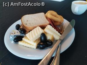 [P37] O zi la micul dejun » foto by Teodor17
 - 
<span class="allrVoted glyphicon glyphicon-heart hidden" id="av1499099"></span>
<a class="m-l-10 hidden" id="sv1499099" onclick="voting_Foto_DelVot(,1499099,855)" role="button">șterge vot <span class="glyphicon glyphicon-remove"></span></a>
<a id="v91499099" class=" c-red"  onclick="voting_Foto_SetVot(1499099)" role="button"><span class="glyphicon glyphicon-heart-empty"></span> <b>LIKE</b> = Votează poza</a> <img class="hidden"  id="f1499099W9" src="/imagini/loader.gif" border="0" /><span class="AjErrMes hidden" id="e1499099ErM"></span>