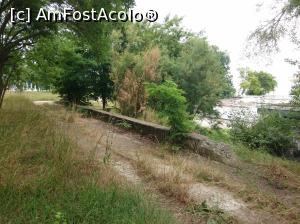 [P02] aici este nivelul doi, dupa ce urci de la plaja, ori cobori de la hotel, urmeaza alte scari daca le pot numi scari unele sunt dale sparte ori instabile...  » foto by kime
 - 
<span class="allrVoted glyphicon glyphicon-heart hidden" id="av991209"></span>
<a class="m-l-10 hidden" id="sv991209" onclick="voting_Foto_DelVot(,991209,860)" role="button">șterge vot <span class="glyphicon glyphicon-remove"></span></a>
<a id="v9991209" class=" c-red"  onclick="voting_Foto_SetVot(991209)" role="button"><span class="glyphicon glyphicon-heart-empty"></span> <b>LIKE</b> = Votează poza</a> <img class="hidden"  id="f991209W9" src="/imagini/loader.gif" border="0" /><span class="AjErrMes hidden" id="e991209ErM"></span>