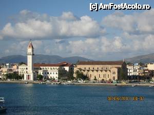 [P27] Portul din Zakynthos cu biserica Ag. Dimitrios » foto by vivas71
 - 
<span class="allrVoted glyphicon glyphicon-heart hidden" id="av434978"></span>
<a class="m-l-10 hidden" id="sv434978" onclick="voting_Foto_DelVot(,434978,872)" role="button">șterge vot <span class="glyphicon glyphicon-remove"></span></a>
<a id="v9434978" class=" c-red"  onclick="voting_Foto_SetVot(434978)" role="button"><span class="glyphicon glyphicon-heart-empty"></span> <b>LIKE</b> = Votează poza</a> <img class="hidden"  id="f434978W9" src="/imagini/loader.gif" border="0" /><span class="AjErrMes hidden" id="e434978ErM"></span>