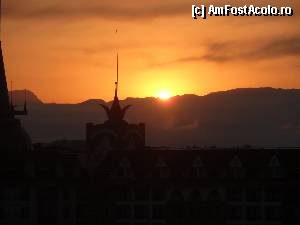 [P13] răsăritul de soare » foto by tadaniela
 - 
<span class="allrVoted glyphicon glyphicon-heart hidden" id="av394026"></span>
<a class="m-l-10 hidden" id="sv394026" onclick="voting_Foto_DelVot(,394026,880)" role="button">șterge vot <span class="glyphicon glyphicon-remove"></span></a>
<a id="v9394026" class=" c-red"  onclick="voting_Foto_SetVot(394026)" role="button"><span class="glyphicon glyphicon-heart-empty"></span> <b>LIKE</b> = Votează poza</a> <img class="hidden"  id="f394026W9" src="/imagini/loader.gif" border="0" /><span class="AjErrMes hidden" id="e394026ErM"></span>