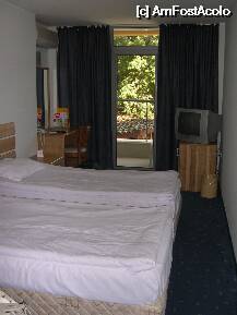 [P02] camera etaj 1 - hotel Viva Club » foto by me_bocco
 - 
<span class="allrVoted glyphicon glyphicon-heart hidden" id="av13770"></span>
<a class="m-l-10 hidden" id="sv13770" onclick="voting_Foto_DelVot(,13770,881)" role="button">șterge vot <span class="glyphicon glyphicon-remove"></span></a>
<a id="v913770" class=" c-red"  onclick="voting_Foto_SetVot(13770)" role="button"><span class="glyphicon glyphicon-heart-empty"></span> <b>LIKE</b> = Votează poza</a> <img class="hidden"  id="f13770W9" src="/imagini/loader.gif" border="0" /><span class="AjErrMes hidden" id="e13770ErM"></span>