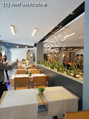 [P14] Restaurantul principal » foto by fredutza
 - 
<span class="allrVoted glyphicon glyphicon-heart hidden" id="av1074052"></span>
<a class="m-l-10 hidden" id="sv1074052" onclick="voting_Foto_DelVot(,1074052,881)" role="button">șterge vot <span class="glyphicon glyphicon-remove"></span></a>
<a id="v91074052" class=" c-red"  onclick="voting_Foto_SetVot(1074052)" role="button"><span class="glyphicon glyphicon-heart-empty"></span> <b>LIKE</b> = Votează poza</a> <img class="hidden"  id="f1074052W9" src="/imagini/loader.gif" border="0" /><span class="AjErrMes hidden" id="e1074052ErM"></span>