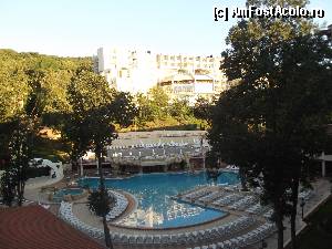 [P12] piscina la 7 dimineata (din camera)  » foto by mt314
 - 
<span class="allrVoted glyphicon glyphicon-heart hidden" id="av364538"></span>
<a class="m-l-10 hidden" id="sv364538" onclick="voting_Foto_DelVot(,364538,886)" role="button">șterge vot <span class="glyphicon glyphicon-remove"></span></a>
<a id="v9364538" class=" c-red"  onclick="voting_Foto_SetVot(364538)" role="button"><span class="glyphicon glyphicon-heart-empty"></span> <b>LIKE</b> = Votează poza</a> <img class="hidden"  id="f364538W9" src="/imagini/loader.gif" border="0" /><span class="AjErrMes hidden" id="e364538ErM"></span>