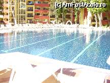 [P14] piscina mare...din nou » foto by belissima
 - 
<span class="allrVoted glyphicon glyphicon-heart hidden" id="av75693"></span>
<a class="m-l-10 hidden" id="sv75693" onclick="voting_Foto_DelVot(,75693,886)" role="button">șterge vot <span class="glyphicon glyphicon-remove"></span></a>
<a id="v975693" class=" c-red"  onclick="voting_Foto_SetVot(75693)" role="button"><span class="glyphicon glyphicon-heart-empty"></span> <b>LIKE</b> = Votează poza</a> <img class="hidden"  id="f75693W9" src="/imagini/loader.gif" border="0" /><span class="AjErrMes hidden" id="e75693ErM"></span>