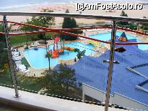 [P03] Vedere din balcon, se vad plaja si piscina hotelului Dobrotitsa, care era langa noi(hotel care mi-a placut foarte mult),avea piscina frumoasa si era inconjurat de multa verdeata » foto by Cris
 - 
<span class="allrVoted glyphicon glyphicon-heart hidden" id="av17164"></span>
<a class="m-l-10 hidden" id="sv17164" onclick="voting_Foto_DelVot(,17164,920)" role="button">șterge vot <span class="glyphicon glyphicon-remove"></span></a>
<a id="v917164" class=" c-red"  onclick="voting_Foto_SetVot(17164)" role="button"><span class="glyphicon glyphicon-heart-empty"></span> <b>LIKE</b> = Votează poza</a> <img class="hidden"  id="f17164W9" src="/imagini/loader.gif" border="0" /><span class="AjErrMes hidden" id="e17164ErM"></span>
