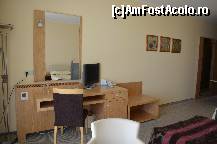 [P23] Aerul conditionat se regreaza din chestia aceia alba din partea stanga a mesei (problema a fost ca eu nu am reusit sa aflu cum se regleaza!)  » foto by kelyboy
 - 
<span class="allrVoted glyphicon glyphicon-heart hidden" id="av418747"></span>
<a class="m-l-10 hidden" id="sv418747" onclick="voting_Foto_DelVot(,418747,920)" role="button">șterge vot <span class="glyphicon glyphicon-remove"></span></a>
<a id="v9418747" class=" c-red"  onclick="voting_Foto_SetVot(418747)" role="button"><span class="glyphicon glyphicon-heart-empty"></span> <b>LIKE</b> = Votează poza</a> <img class="hidden"  id="f418747W9" src="/imagini/loader.gif" border="0" /><span class="AjErrMes hidden" id="e418747ErM"></span>