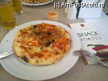 [P30] pizza Alva Donna cu ton la snack restaurant » foto by nicole33
 - 
<span class="allrVoted glyphicon glyphicon-heart hidden" id="av226950"></span>
<a class="m-l-10 hidden" id="sv226950" onclick="voting_Foto_DelVot(,226950,93)" role="button">șterge vot <span class="glyphicon glyphicon-remove"></span></a>
<a id="v9226950" class=" c-red"  onclick="voting_Foto_SetVot(226950)" role="button"><span class="glyphicon glyphicon-heart-empty"></span> <b>LIKE</b> = Votează poza</a> <img class="hidden"  id="f226950W9" src="/imagini/loader.gif" border="0" /><span class="AjErrMes hidden" id="e226950ErM"></span>
