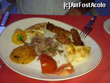 [P64] felul principal la restaurantul turcesc » foto by nicole33
 - 
<span class="allrVoted glyphicon glyphicon-heart hidden" id="av227613"></span>
<a class="m-l-10 hidden" id="sv227613" onclick="voting_Foto_DelVot(,227613,93)" role="button">șterge vot <span class="glyphicon glyphicon-remove"></span></a>
<a id="v9227613" class=" c-red"  onclick="voting_Foto_SetVot(227613)" role="button"><span class="glyphicon glyphicon-heart-empty"></span> <b>LIKE</b> = Votează poza</a> <img class="hidden"  id="f227613W9" src="/imagini/loader.gif" border="0" /><span class="AjErrMes hidden" id="e227613ErM"></span>
