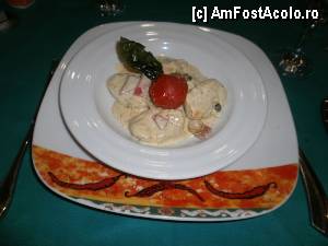 [P21] Gnocchi » foto by genicon
 - 
<span class="allrVoted glyphicon glyphicon-heart hidden" id="av339175"></span>
<a class="m-l-10 hidden" id="sv339175" onclick="voting_Foto_DelVot(,339175,93)" role="button">șterge vot <span class="glyphicon glyphicon-remove"></span></a>
<a id="v9339175" class=" c-red"  onclick="voting_Foto_SetVot(339175)" role="button"><span class="glyphicon glyphicon-heart-empty"></span> <b>LIKE</b> = Votează poza</a> <img class="hidden"  id="f339175W9" src="/imagini/loader.gif" border="0" /><span class="AjErrMes hidden" id="e339175ErM"></span>