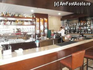 [P63] Lobby bar, cu toate bauturile la dispozitia ta » foto by genicon
 - 
<span class="allrVoted glyphicon glyphicon-heart hidden" id="av339217"></span>
<a class="m-l-10 hidden" id="sv339217" onclick="voting_Foto_DelVot(,339217,93)" role="button">șterge vot <span class="glyphicon glyphicon-remove"></span></a>
<a id="v9339217" class=" c-red"  onclick="voting_Foto_SetVot(339217)" role="button"><span class="glyphicon glyphicon-heart-empty"></span> <b>LIKE</b> = Votează poza</a> <img class="hidden"  id="f339217W9" src="/imagini/loader.gif" border="0" /><span class="AjErrMes hidden" id="e339217ErM"></span>