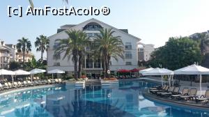 [P05] Corpul principal vazut de la piscina mare » foto by sebigeanina
 - 
<span class="allrVoted glyphicon glyphicon-heart hidden" id="av1008407"></span>
<a class="m-l-10 hidden" id="sv1008407" onclick="voting_Foto_DelVot(,1008407,93)" role="button">șterge vot <span class="glyphicon glyphicon-remove"></span></a>
<a id="v91008407" class=" c-red"  onclick="voting_Foto_SetVot(1008407)" role="button"><span class="glyphicon glyphicon-heart-empty"></span> <b>LIKE</b> = Votează poza</a> <img class="hidden"  id="f1008407W9" src="/imagini/loader.gif" border="0" /><span class="AjErrMes hidden" id="e1008407ErM"></span>