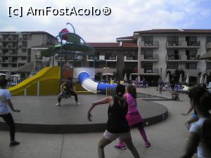 [P33] 30. Caloriile se ard şi pe muzică » foto by victor_m
 - 
<span class="allrVoted glyphicon glyphicon-heart hidden" id="av876208"></span>
<a class="m-l-10 hidden" id="sv876208" onclick="voting_Foto_DelVot(,876208,935)" role="button">șterge vot <span class="glyphicon glyphicon-remove"></span></a>
<a id="v9876208" class=" c-red"  onclick="voting_Foto_SetVot(876208)" role="button"><span class="glyphicon glyphicon-heart-empty"></span> <b>LIKE</b> = Votează poza</a> <img class="hidden"  id="f876208W9" src="/imagini/loader.gif" border="0" /><span class="AjErrMes hidden" id="e876208ErM"></span>