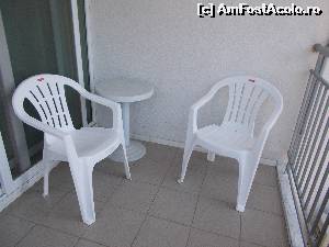 [P10] Masa și scaunele din balcon » foto by amalia80
 - 
<span class="allrVoted glyphicon glyphicon-heart hidden" id="av650922"></span>
<a class="m-l-10 hidden" id="sv650922" onclick="voting_Foto_DelVot(,650922,954)" role="button">șterge vot <span class="glyphicon glyphicon-remove"></span></a>
<a id="v9650922" class=" c-red"  onclick="voting_Foto_SetVot(650922)" role="button"><span class="glyphicon glyphicon-heart-empty"></span> <b>LIKE</b> = Votează poza</a> <img class="hidden"  id="f650922W9" src="/imagini/loader.gif" border="0" /><span class="AjErrMes hidden" id="e650922ErM"></span>