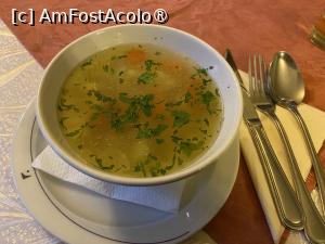 [P37] Pensiunea Domnescu, Sălişte - Supă de găină cu tăiţei » foto by nicole33
 - 
<span class="allrVoted glyphicon glyphicon-heart hidden" id="av1406989"></span>
<a class="m-l-10 hidden" id="sv1406989" onclick="voting_Foto_DelVot(,1406989,956)" role="button">șterge vot <span class="glyphicon glyphicon-remove"></span></a>
<a id="v91406989" class=" c-red"  onclick="voting_Foto_SetVot(1406989)" role="button"><span class="glyphicon glyphicon-heart-empty"></span> <b>LIKE</b> = Votează poza</a> <img class="hidden"  id="f1406989W9" src="/imagini/loader.gif" border="0" /><span class="AjErrMes hidden" id="e1406989ErM"></span>