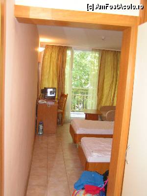 [P19] Ralitsa camera dubla » foto by ionescunic
 - 
<span class="allrVoted glyphicon glyphicon-heart hidden" id="av359571"></span>
<a class="m-l-10 hidden" id="sv359571" onclick="voting_Foto_DelVot(,359571,976)" role="button">șterge vot <span class="glyphicon glyphicon-remove"></span></a>
<a id="v9359571" class=" c-red"  onclick="voting_Foto_SetVot(359571)" role="button"><span class="glyphicon glyphicon-heart-empty"></span> <b>LIKE</b> = Votează poza</a> <img class="hidden"  id="f359571W9" src="/imagini/loader.gif" border="0" /><span class="AjErrMes hidden" id="e359571ErM"></span>