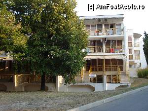 [P05] Hotel Ralitsa Albena septembrie 2011 » foto by ionescunic
 - 
<span class="allrVoted glyphicon glyphicon-heart hidden" id="av359548"></span>
<a class="m-l-10 hidden" id="sv359548" onclick="voting_Foto_DelVot(,359548,976)" role="button">șterge vot <span class="glyphicon glyphicon-remove"></span></a>
<a id="v9359548" class=" c-red"  onclick="voting_Foto_SetVot(359548)" role="button"><span class="glyphicon glyphicon-heart-empty"></span> <b>LIKE</b> = Votează poza</a> <img class="hidden"  id="f359548W9" src="/imagini/loader.gif" border="0" /><span class="AjErrMes hidden" id="e359548ErM"></span>