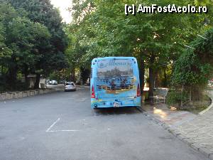 [P08] Ralitsa - autocarul ce duce turistii lenesi la plaja » foto by ionescunic
 - 
<span class="allrVoted glyphicon glyphicon-heart hidden" id="av359557"></span>
<a class="m-l-10 hidden" id="sv359557" onclick="voting_Foto_DelVot(,359557,976)" role="button">șterge vot <span class="glyphicon glyphicon-remove"></span></a>
<a id="v9359557" class=" c-red"  onclick="voting_Foto_SetVot(359557)" role="button"><span class="glyphicon glyphicon-heart-empty"></span> <b>LIKE</b> = Votează poza</a> <img class="hidden"  id="f359557W9" src="/imagini/loader.gif" border="0" /><span class="AjErrMes hidden" id="e359557ErM"></span>